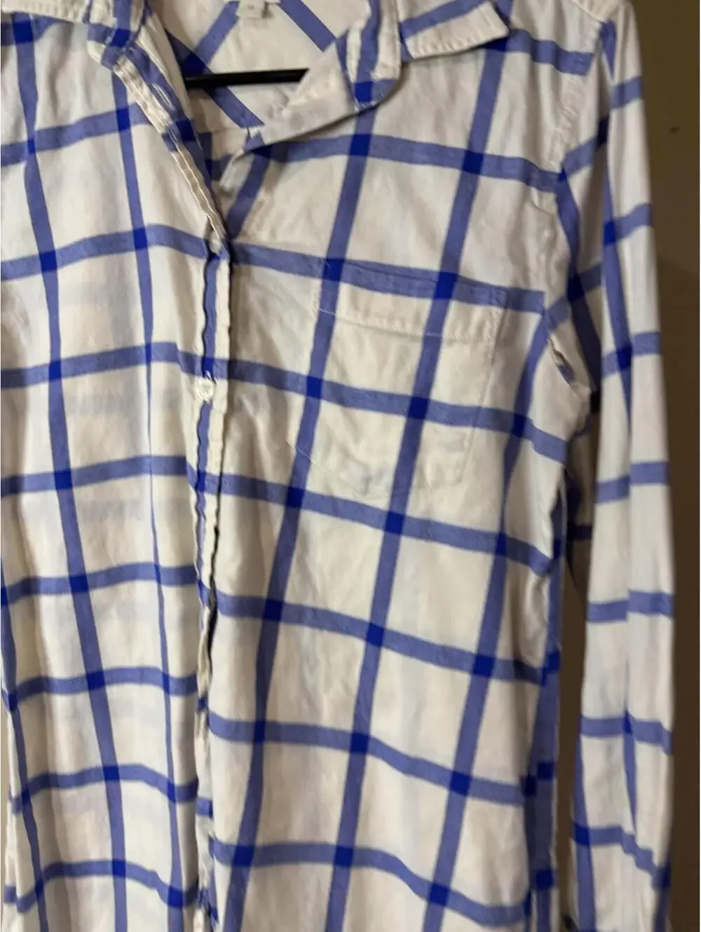 J.Crew Women's White and Blue Checkered Button-Up Shirt XS Boyfit